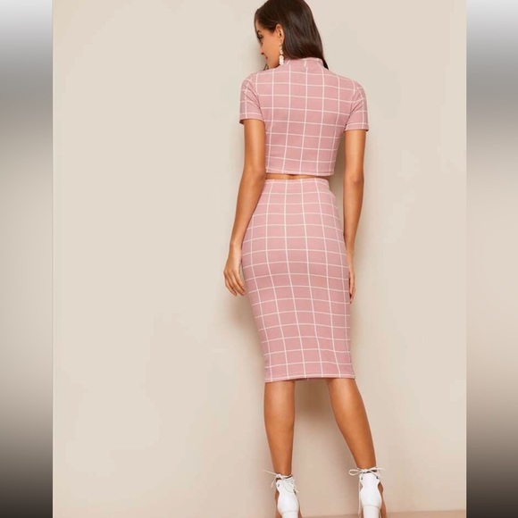 Grid print mock neck crop top and bodycon skirt set - Picture 2 of 4